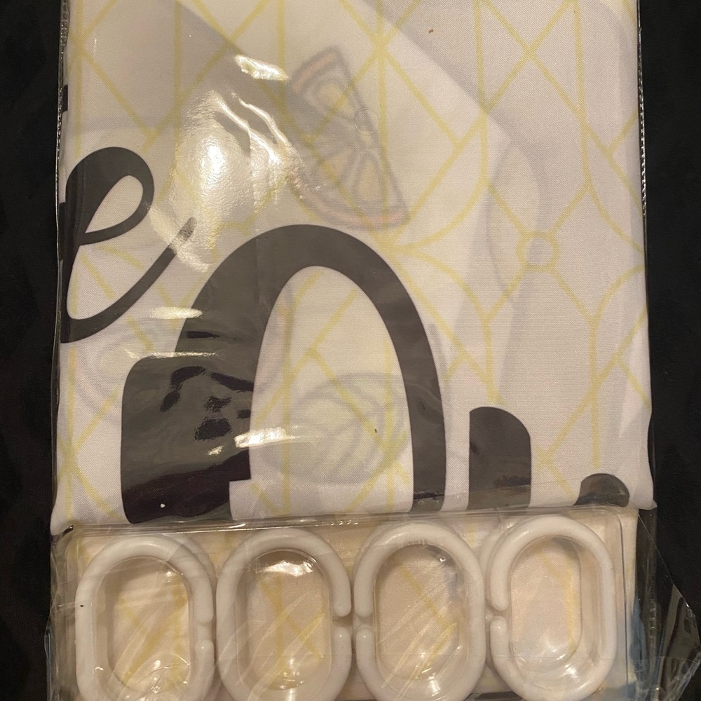 Shower curtain - Picture 3 of 3